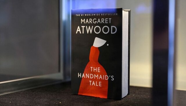 نویسنده‌ای که پیشگویی می‌کند!