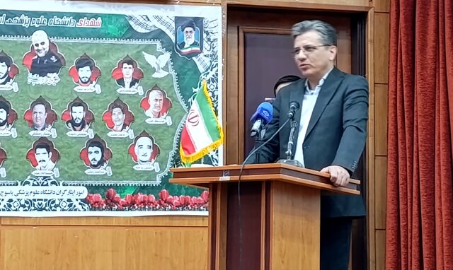 معاون دانشگاه علوم پزشکی یاسوج: دانشگاه علوم پزشکی یاسوج ۷۰۰ میلیارد تومان از سازمان‌های بیمه‌گر مطالبه دارد