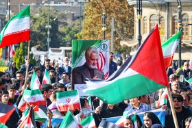 راهپیمایی گرامیداشت روز ۱۳ آبان - همدان
