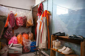 بازدید خبرنگاران از یک واحد تولیدی مواد غذایی - مشهد