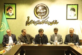 استاندار قم: با همدلی مدیران ۲۵۰۰ مگاوات برق در استان تولید می‌شود