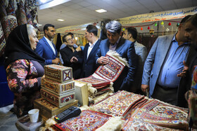 بازدید محمد علی طالبی،استاندار از هفدهمین نمایشگاه ملی صنایع‌دستی کرمان