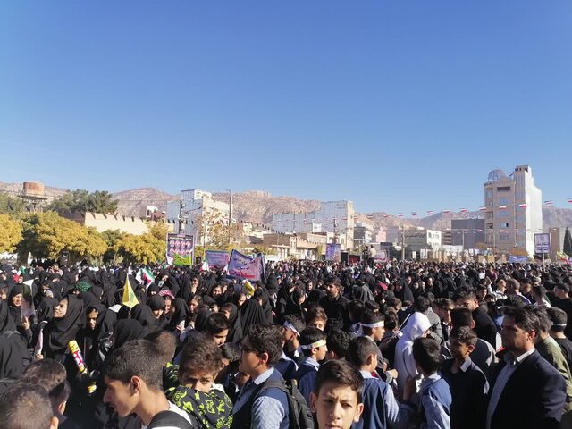 گزارش میدانی از راهپیمایی ۱۳ آبان در ایلام