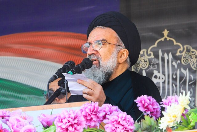 آیت‌الله خاتمی: جواب آمریکا جز مقاومت نیست