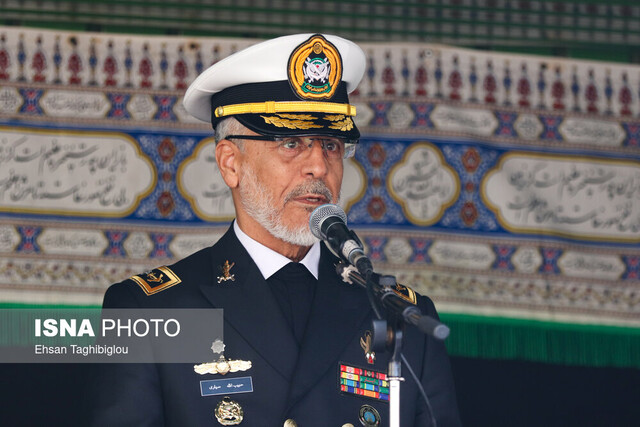 معاون فرمانده ارتش: ملت ایران علیه نظام سلطه ایستاده و خواهد ایستاد