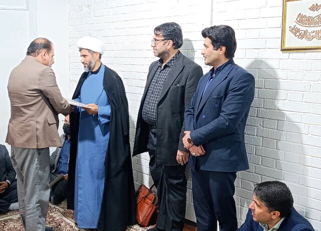 تیم‌های برگزیده سیزدهمین دوره مسابقات ملی مناظرات دانشجویان کهگیلویه و بویراحمد تجلیل شدند