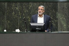 مطالبه نماینده کاشان برای تفویض اختیارات لازم به استانداران