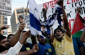 محاصره صدها گردشگر اسرائیلی در یکی از بنادر یونان