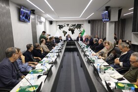 نشست هم‌اندیشی جمعی از سینماگران کشور و استاندار کرمان برگزار شد 