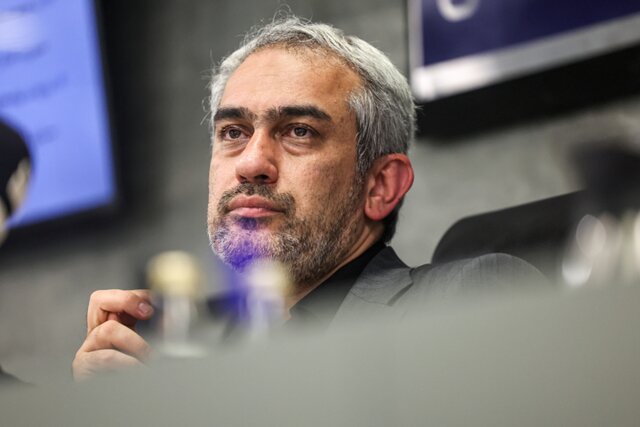 مدنی‌زاده: سیگنالی از کاهش فروش نفت دریافت نکرده‌ایم