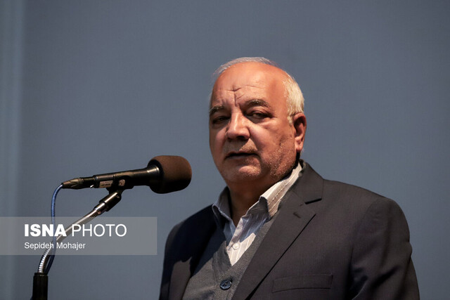 10 هزار قانون اضافی در کشور وجود دارد