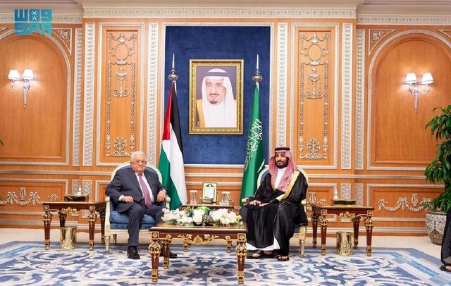 پیام ولیعهد عربستان به محمود عباس