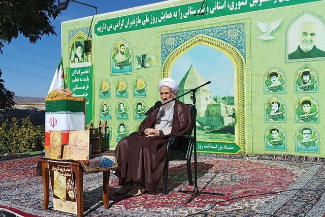 نماینده ولی فقیه در مازندران: ایرانیان با رغبت دین اسلام را پذیرفتند