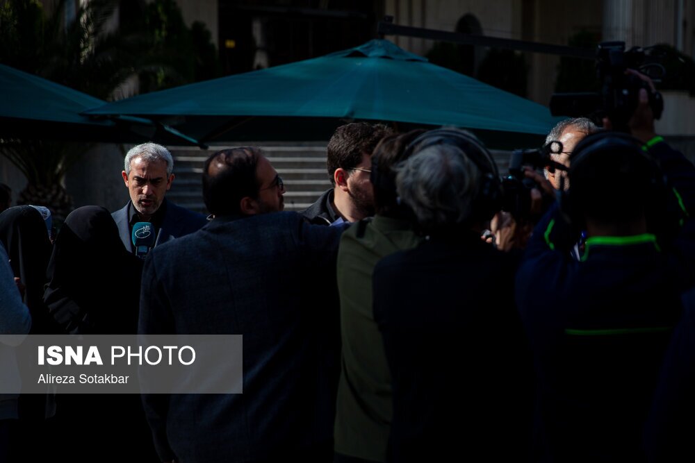 مدنی‌زاده: سیگنالی از کاهش درآمد نفت دریافت نکرده‌ایم