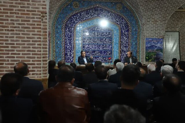 استاندار اردبیل: حمایت از قهرمانان و توسعه زیرساخت‌های ورزشی در اولویت استان است