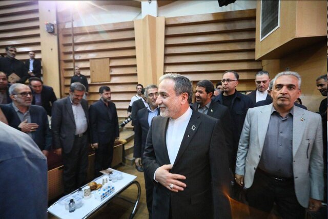 عراقچی: میدان، دیپلماسی و رسانه سه ضلع قدرت ملی ایران‌ هستند/ سیاست دیپلماسی استانی را در پیش گرفته ایم