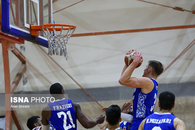 پیروزی شهرداری گرگان و رعد پدافند در هفته دهم لیگ برتر