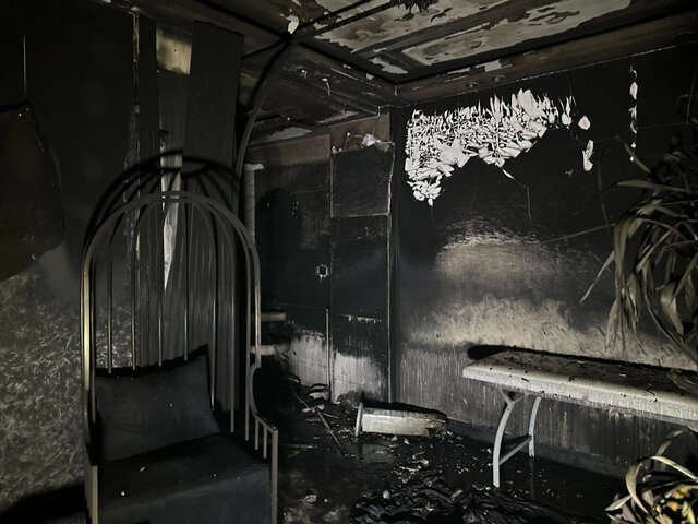 نجات ۸ نفر از جمله یک کودک دو ساله در آتش‌سوزی یک ساختمان اداری