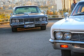 برگزاری همایش خودروهای کلاسیک در همدان؛ جلوه‌ای از تاریخ خودروسازی در قلب ایران