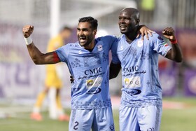 شگفتی در لیگ برتر؛ چادرملو در خوان دهم صدرنشین شد