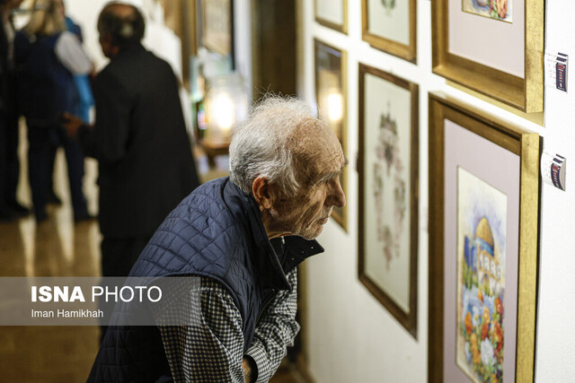 نمایشگاهی از آثار ۱۰۰ هنرمند + ویدئو