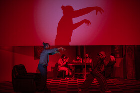 نمایش "مادر مخوف"