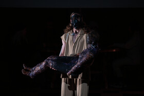 نمایش "مادر مخوف"