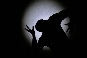 نمایش "مادر مخوف"