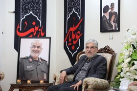 دیدار وزیر علوم با خانواده سردار شهید سلامی