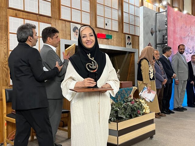 مریم واعظپور؛ رادیو، زندگی و آبتنی در حوضچه اکنون