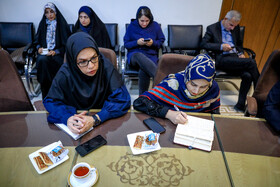 مراسم رونمایی از گزارش سالانه نقض حقوق بشر در آمریکا و انگلیس