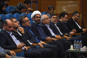 حجت‌الاسلام مصطفی رستمی، رئیس نهاد نمایندگی مقام معظم رهبری در دانشگاه‌ها در اختتامیه سی‌ونهمین جشنواره قرآن و عترت دانشجویان کشور - اصفهان