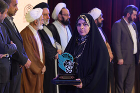 اهدا جوایز برگزیدگان سی‌ونهمین جشنواره قرآن و عترت دانشجویان کشور در اصفهان