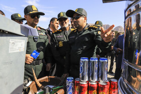 بازدید سردار"جلیل موقوفه‌ئی"، فرمانده انتظامی استان از نمایشگاه دستاوردهای طرح برخورد با خودروهای شوتی و طرح «اقتدار ۷» - کرمان