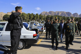 بازدید سردار"جلیل موقوفه‌ئی"، فرمانده انتظامی استان از نمایشگاه دستاوردهای طرح برخورد با خودروهای شوتی و طرح «اقتدار ۷» - کرمان