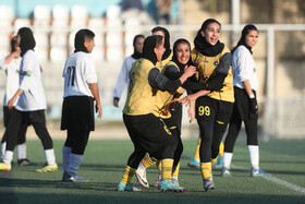 هفته هشتم لیگ برتر فوتبال بانوان؛ فرا ایساتیس کران - سپاهان