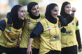 هفته هشتم لیگ برتر فوتبال بانوان؛ فرا ایساتیس کران - سپاهان