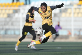 هفته هشتم لیگ برتر فوتبال بانوان؛ فرا ایساتیس کران - سپاهان