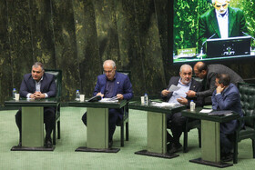 صحن علنی مجلس - ۱۹ آبان، نوبت اول بررسی عملکرد یکساله دولت در اجرای برنامه هفتم‌ توسعه با حضور وزرای اقتصادی دولت