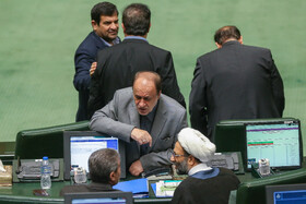 صحن علنی مجلس - ۱۹ آبان، نوبت اول بررسی عملکرد یکساله دولت در اجرای برنامه هفتم‌ توسعه با حضور وزرای اقتصادی دولت