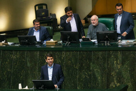 سخنرانی ستار هاشمی، وزیر ارتباطات و فن‌آوری در صحن علنی مجلس - ۱۹ آبان، نوبت اول بررسی عملکرد یکساله دولت در اجرای برنامه هفتم‌ توسعه با حضور وزرای اقتصادی دولت