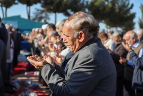 اقامه نماز طلب باران توسط مردم بجنورد