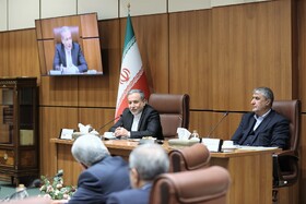 عراقچی: برای صنعت هسته‌ای جنگیده‌ایم؛ از این حق صرف‌نظر نمی‌کنیم