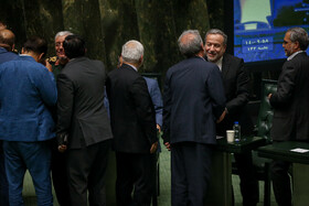 سید عباس عراقچی، وزیر امور خارجه صحن علنی در مجلس - ۱۹ آبان، نوبت دوم بررسی عملکرد یکساله دولت در اجرای برنامه هفتم‌ توسعه