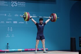 رقابت وزنه‌بردار خوزستانی در مسابقات بین‌المللی جام فجر