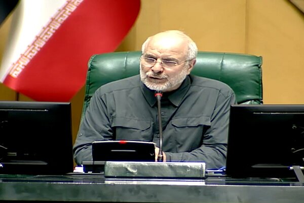 قالیباف: مجلس تا پایان آبان ایرادات برنامه هفتم را به دولت تقدیم می‌کند