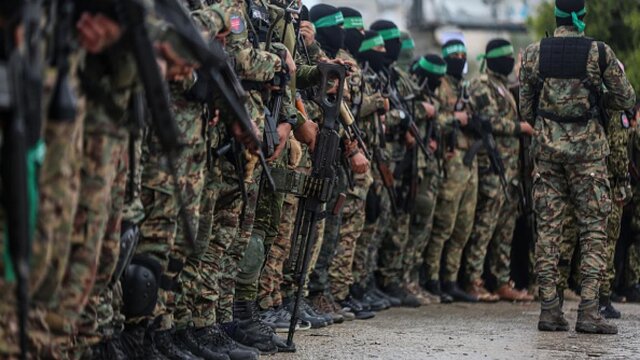 العربی الجدید: مذاکرات برای حل بحران نیروهای القسام در رفح ادامه دارد