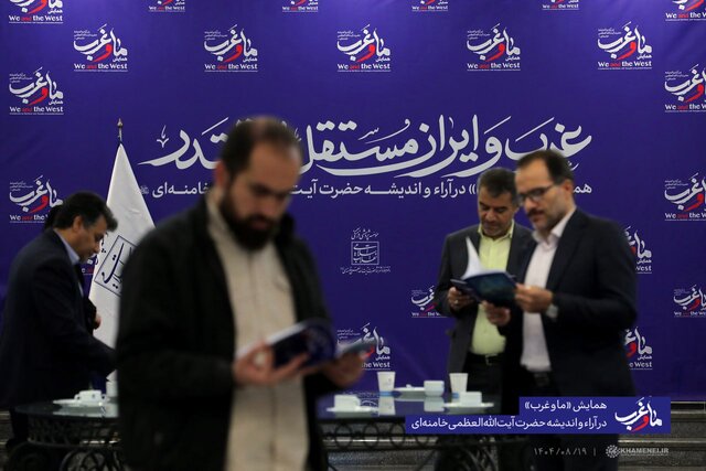 اسحاقی: غرب با استقلال جمهوری اسلامی مخالف است