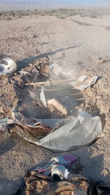 شناسایی کوخه غیرمجاز صیادان پرندگان شکاری در آرادان و کشف 2 دلیجه در بند