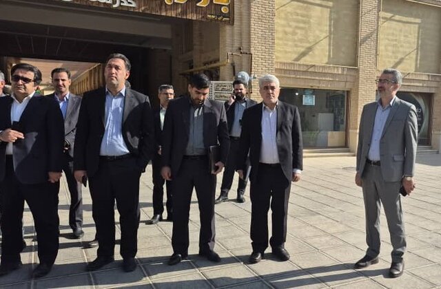 حرکت هماهنگ ۲۲ شهر فارس برای توسعه اقتصاد گردشگری/ سامانه جامع گردشگری شهری راه‌اندازی شد